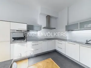 Pronájem bytu 3+kk, Praha - Vinohrady, Polská, 109 m2