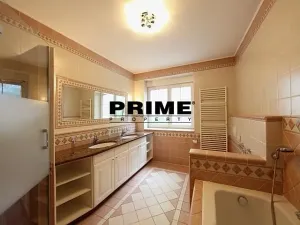 Pronájem rodinného domu, Praha - Suchdol, Budyňská, 320 m2