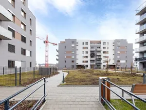 Pronájem bytu 2+kk, Praha - Hloubětín, Waltariho, 50 m2