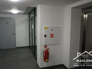 Pronájem bytu 2+kk, Kolín, Zásmucká, 65 m2