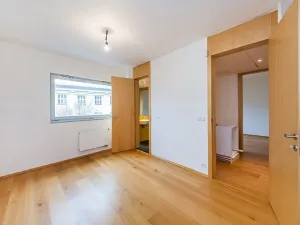 Pronájem bytu 5+kk, Praha - Dejvice, Kolejní, 125 m2