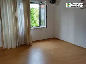 Prodej bytu 3+1, Novi Vinodolski, Chorvatsko, 62 m2