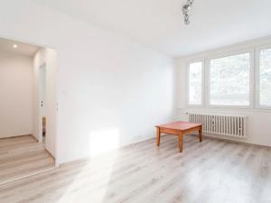 Pronájem bytu 2+kk, Praha - Kobylisy, Havlínova, 43 m2