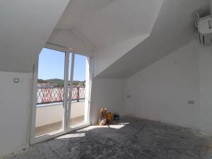 Prodej bytu 4+kk, Tisno, Chorvatsko, 94 m2