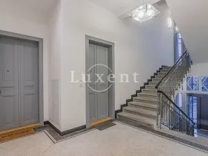 Pronájem bytu 2+kk, Praha - Vinohrady, Laubova, 74 m2