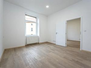 Prodej bytu 2+kk, Praha - Vysočany, Novovysočanská, 49 m2