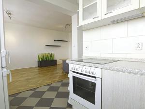 Pronájem bytu 2+1, Dačice, Mládežnická, 60 m2