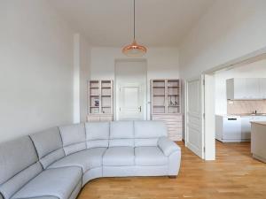 Pronájem bytu 2+1, Praha - Vinohrady, Chodská, 72 m2