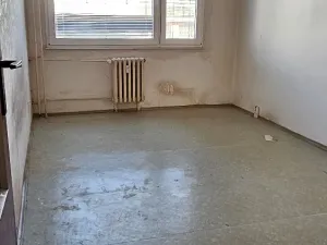 Prodej bytu 3+1, Čáslav, R. Těsnohlídka, 70 m2