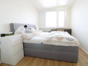 Prodej bytu 2+kk, Praha - Horní Měcholupy, Milánská, 43 m2