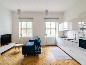 Pronájem bytu 2+kk, Praha - Dejvice, Studentská, 52 m2