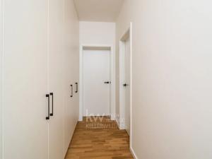 Pronájem bytu 2+kk, Praha - Dejvice, Šlejnická, 70 m2