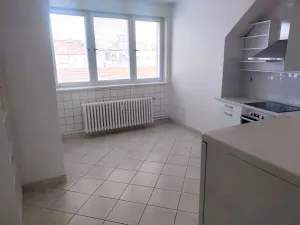 Pronájem bytu 2+1, Praha - Nové Město, Vladislavova, 85 m2