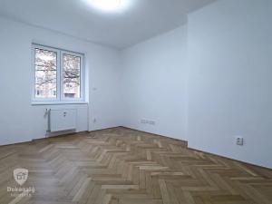 Pronájem bytu 2+1, Kralupy nad Vltavou, třída Legií, 50 m2