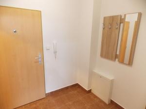 Pronájem bytu 1+kk, Ústí nad Orlicí - Hylváty, Dukelská, 34 m2