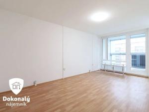 Pronájem bytu 3+1, Praha - Kobylisy, Famfulíkova, 60 m2