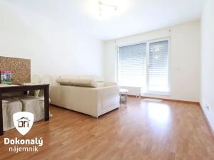 Pronájem bytu 2+kk, Praha - Malešice, Počernická, 53 m2