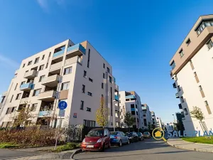 Prodej bytu 2+kk, Praha - Hloubětín, Saarinenova, 58 m2