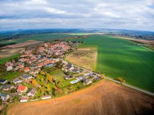 Prodej pozemku pro bydlení, Slaný, 827 m2