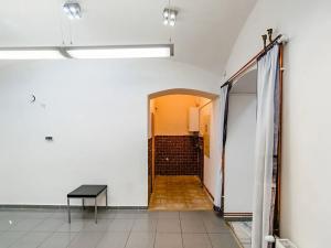 Pronájem obchodního prostoru, Tábor, Palackého, 62 m2