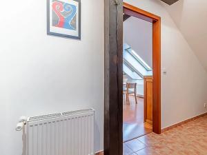 Pronájem bytu 1+kk, Praha - Ruzyně, Sobínská, 36 m2