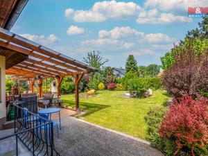 Prodej rodinného domu, Chýně, Dlouhá, 439 m2