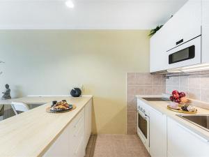 Pronájem bytu 1+kk, Praha - Letňany, Křivoklátská, 28 m2