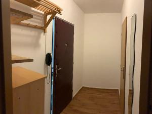 Pronájem bytu 1+1, Praha - Krč, Milevská, 28 m2