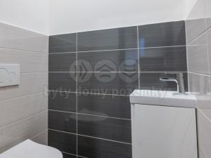 Prodej bytu 2+kk, Holešov - Všetuly, 6. května, 82 m2