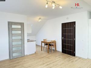 Pronájem bytu 1+kk, Benešov, Černoleská, 36 m2