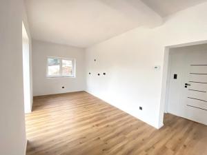 Prodej rodinného domu, Buš, 120 m2