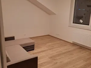 Pronájem bytu 2+kk, Praha - Štěrboholy, Hrušovská, 46 m2