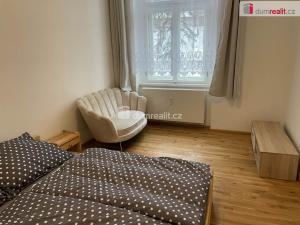 Pronájem bytu 2+kk, Praha - Nusle, 34 m2