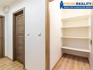 Pronájem bytu 2+kk, Beroun, Na Klášteře, 41 m2