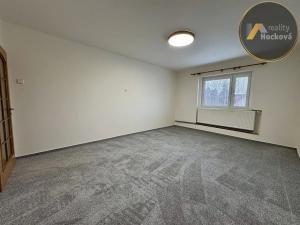 Pronájem bytu 3+kk, Praha - Kbely, Svijanská, 67 m2