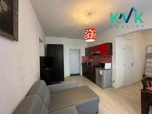 Pronájem bytu 1+kk, Karlovy Vary, Kolmá, 30 m2