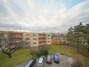 Prodej bytu 3+1, Praha - Kbely, Studená, 75 m2