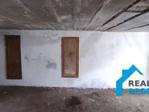 Pronájem garáže, Hostomice, 30 m2