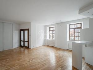 Pronájem bytu 2+kk, Praha - Staré Město, Husova, 82 m2