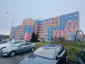 Prodej komerční nemovitosti, Praha - Černý Most, Bryksova, 15 m2