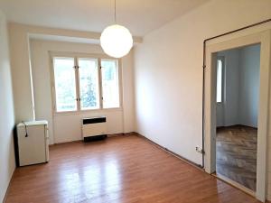 Pronájem bytu 2+kk, Praha - Smíchov, Plzeňská, 47 m2