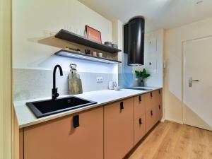 Prodej bytu 2+kk, Praha - Chodov, Čenětická, 46 m2