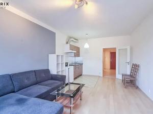 Pronájem bytu 1+kk, Praha - Horní Měcholupy, Hornoměcholupská, 34 m2