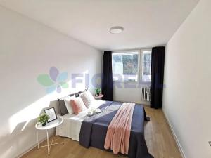 Pronájem bytu 2+kk, Praha - Strašnice, Pod altánem, 48 m2