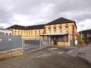 Prodej výrobních prostor, Příbram, Nádražní, 1000 m2