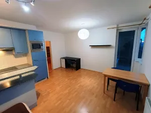 Pronájem bytu 2+kk, Praha - Troja, Hnězdenská, 43 m2