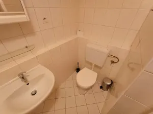 Pronájem bytu 2+kk, Praha - Troja, Hnězdenská, 43 m2