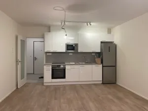 Pronájem bytu 2+kk, Praha - Štěrboholy, K učilišti, 61 m2