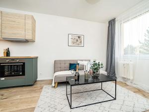 Prodej bytu 4+kk, Praha - Kamýk, Dobevská, 84 m2