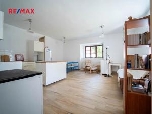 Prodej rodinného domu, Lošany, 250 m2